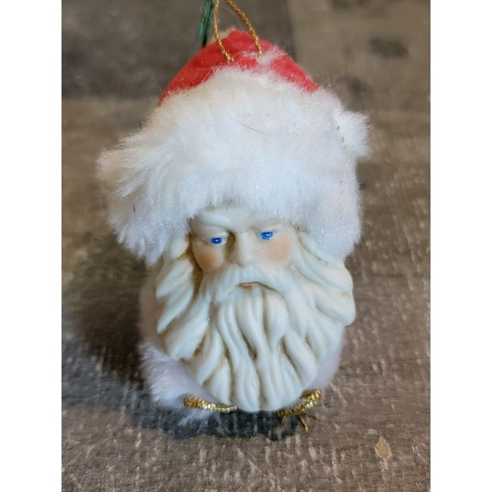 Santa Claus face ceramic golden trim ornament Xmas decor‎